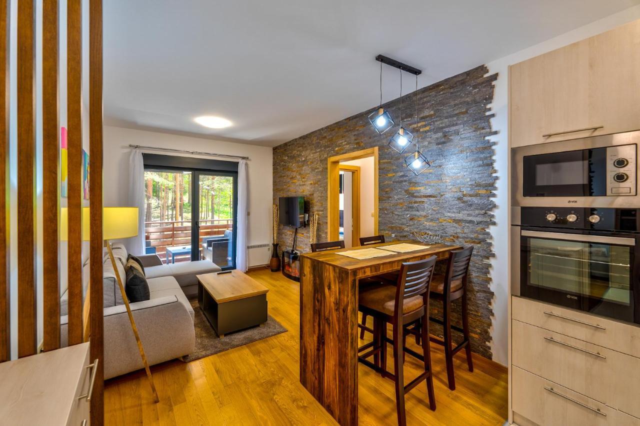 Vila Pekovic Green, Pine Trees View 2 Bedrooms Apartment Ζλάτιμπορ Εξωτερικό φωτογραφία